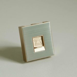 http://thinhdong.vn/danh-muc/thiet-bi-dien-dobo/