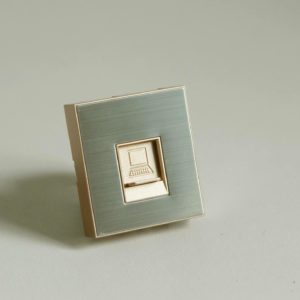 http://thinhdong.vn/danh-muc/thiet-bi-dien-dobo/